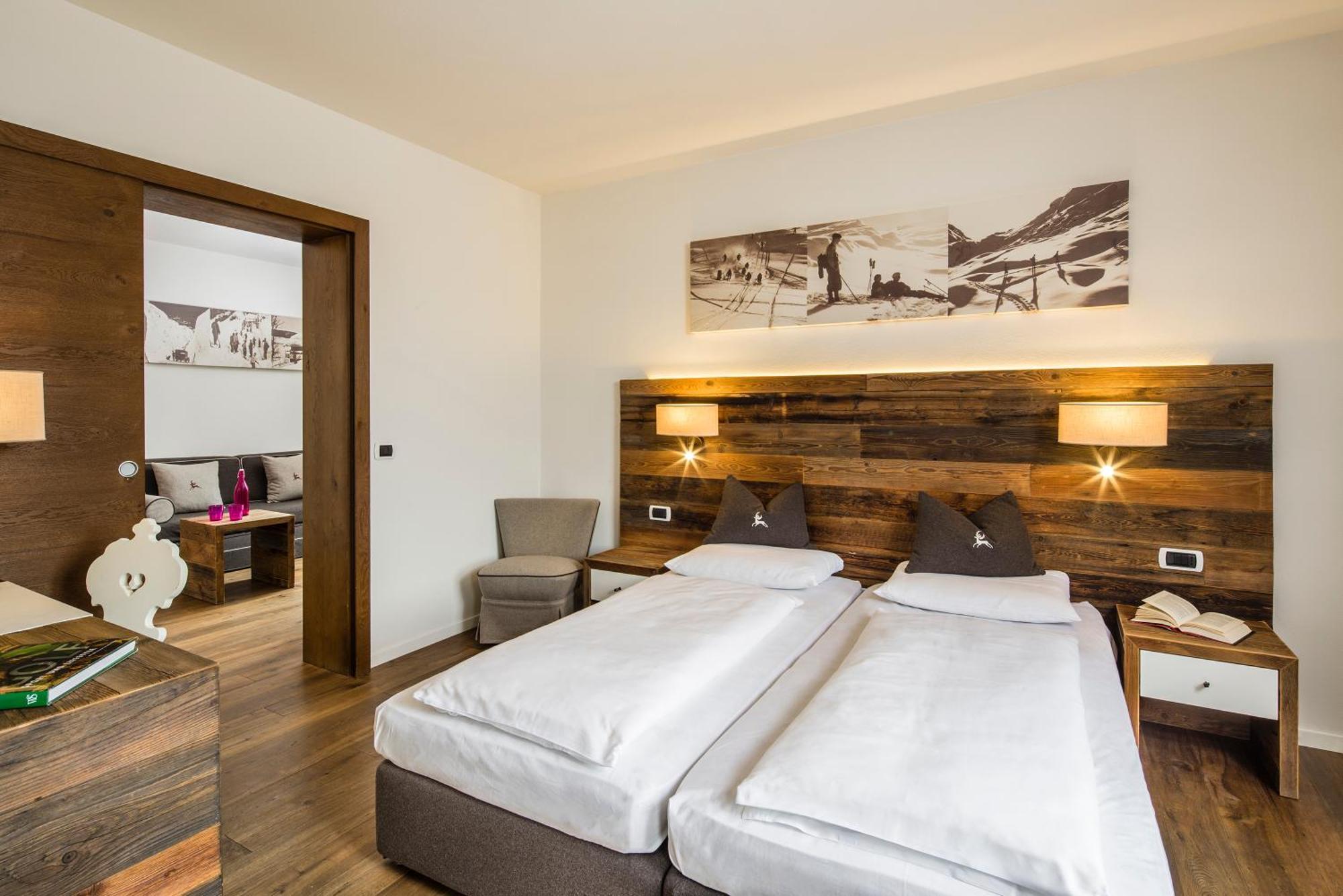 Ander Hotel 4*