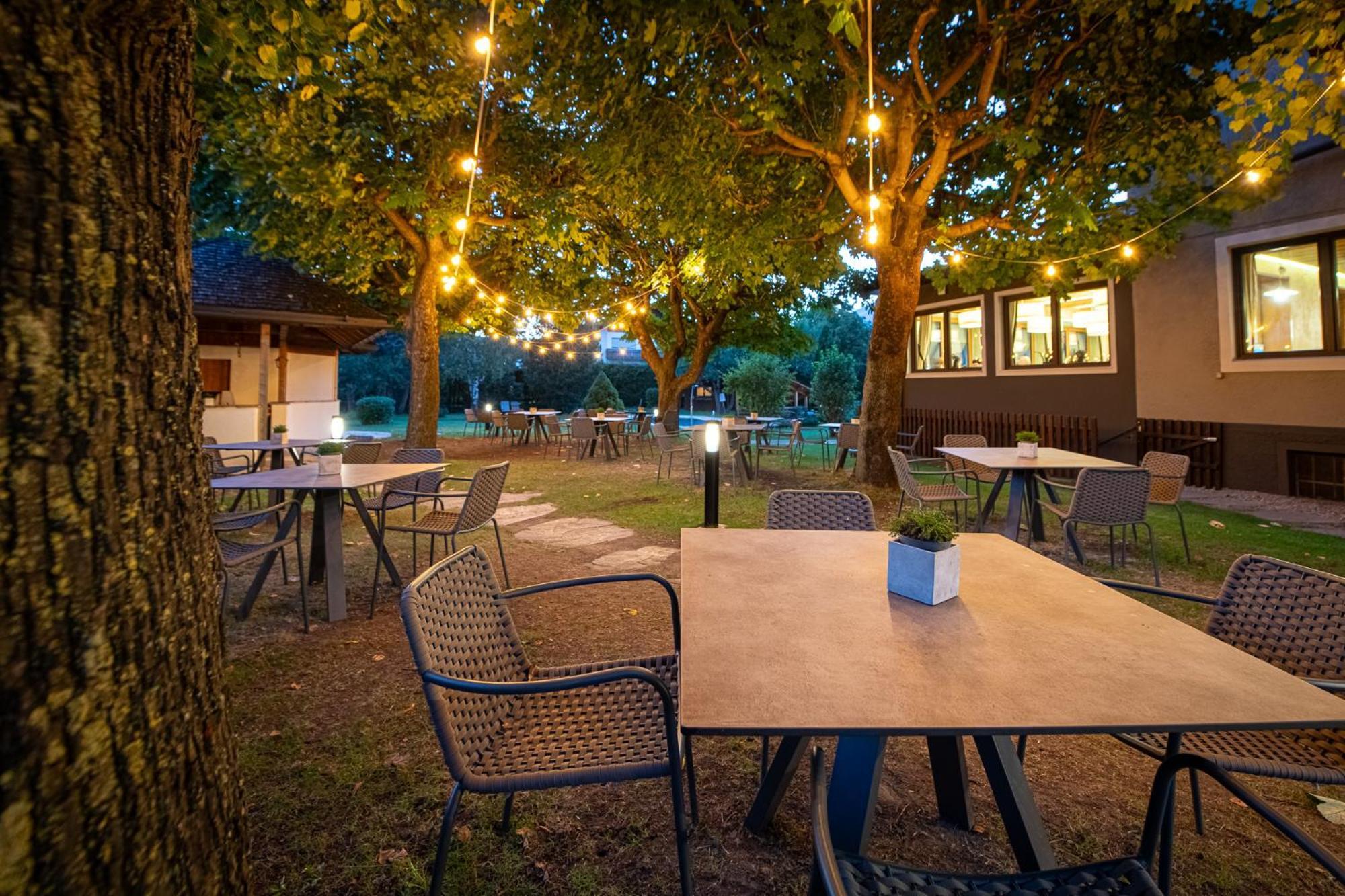 Ander Hotel 4*